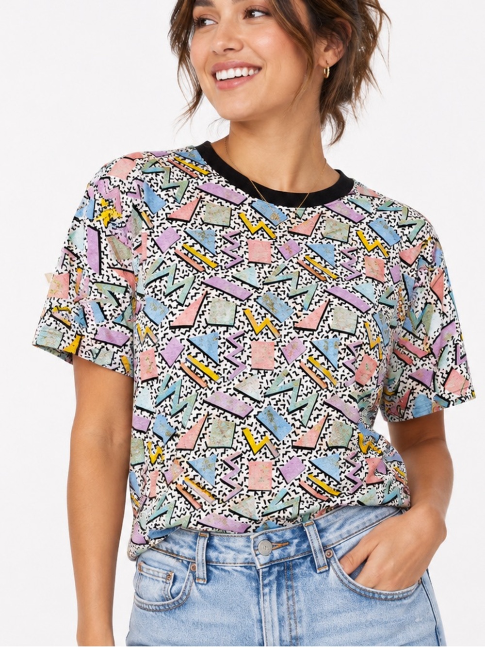 Oh snap! 🫰 “Fresh Prince” 90’s Geo Print T-Shirt - Multicolor